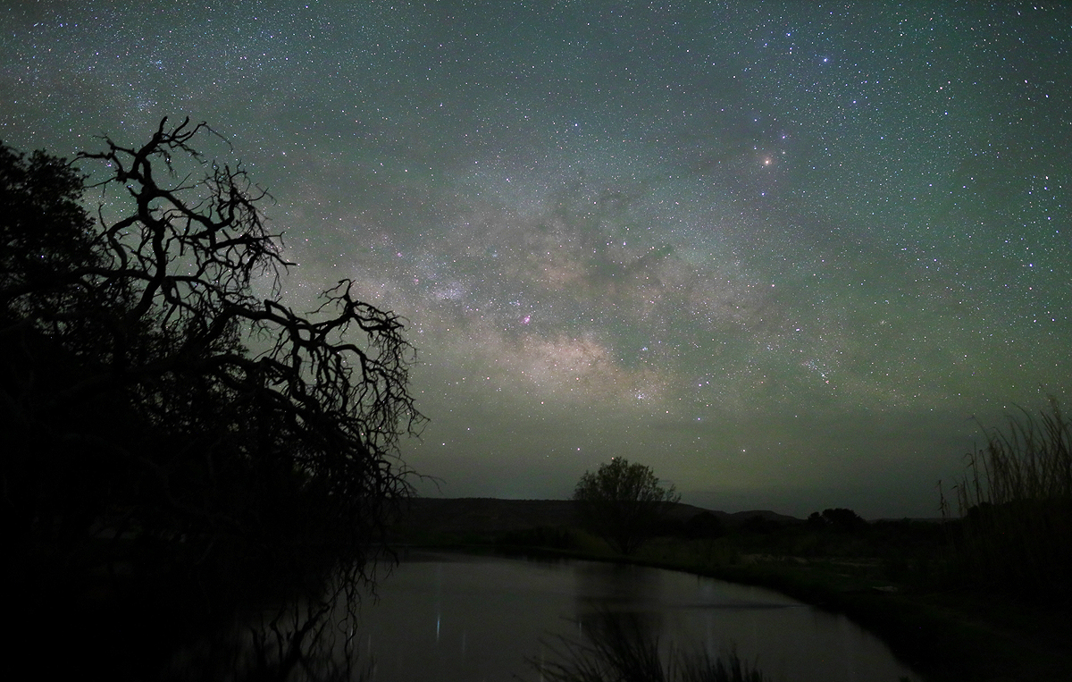 Milky Way rising deep in the heart of Texas