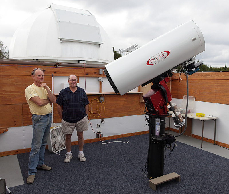 Barry and Tom with Barry's astrograph